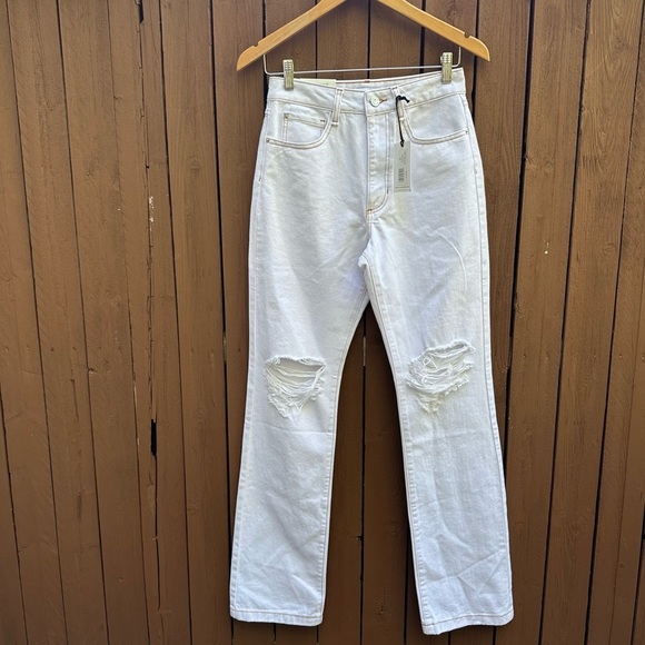 Weworewhat | NWT White Distressed Icon Jeans with Distressed Details Size 26 - Picture 1 of 15